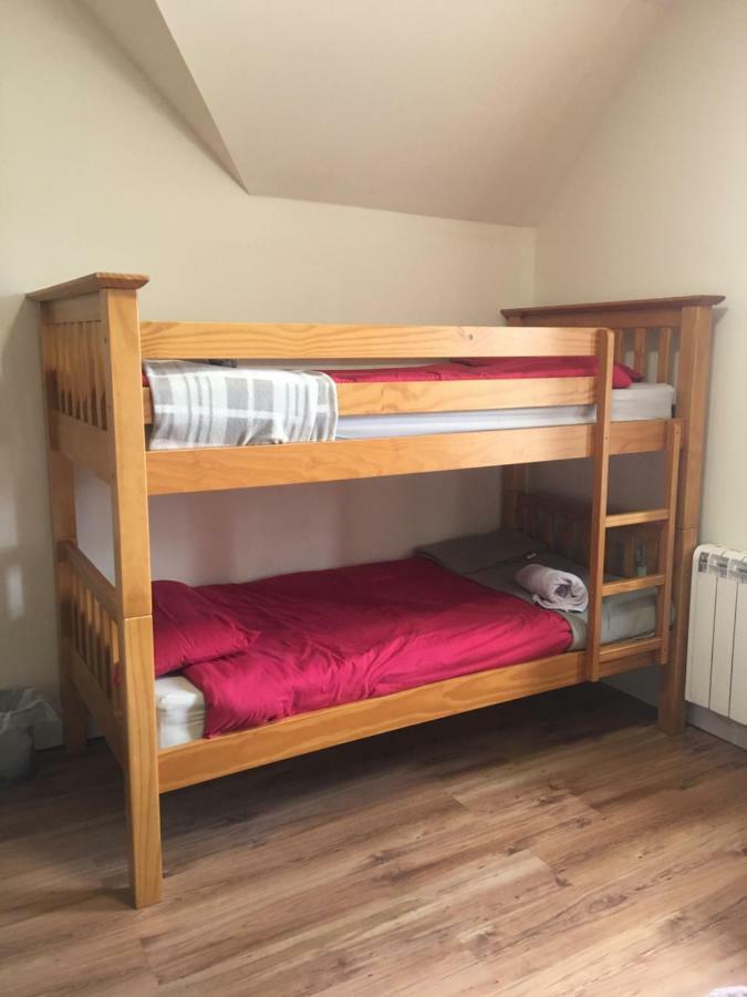 1 Lochness Rooms&Hostel Drumnadrochit Esterno foto