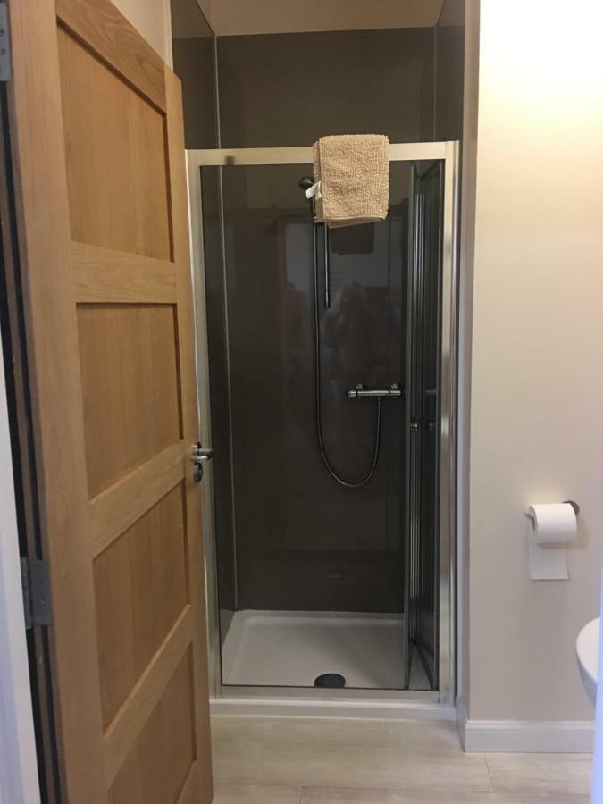 1 Lochness Rooms&Hostel Drumnadrochit Esterno foto