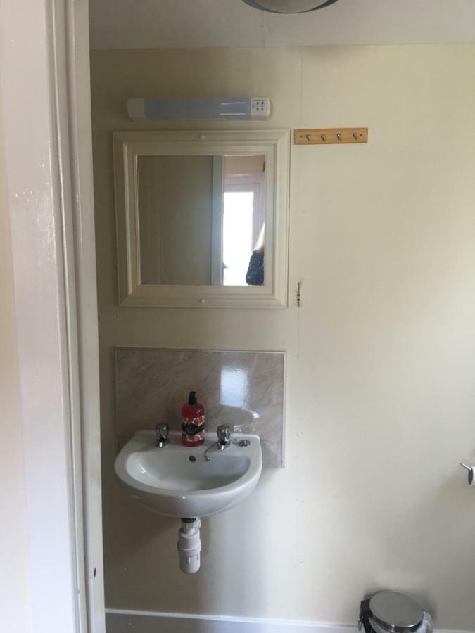 1 Lochness Rooms&Hostel Drumnadrochit Esterno foto