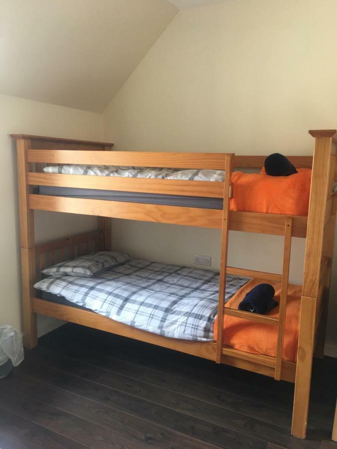 1 Lochness Rooms&Hostel Drumnadrochit Esterno foto