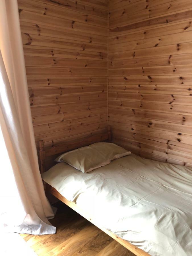 1 Lochness Rooms&Hostel Drumnadrochit Esterno foto