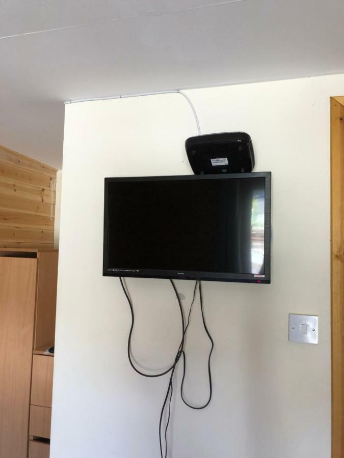 1 Lochness Rooms&Hostel Drumnadrochit Esterno foto